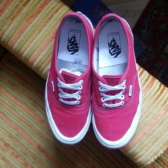 Shoes - Picture 1 of 6